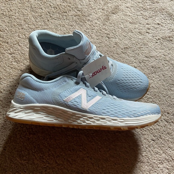 New Balance Sneakers Size 7.5 - Picture 5 of 6